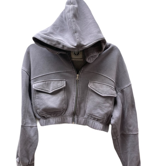❤️ URBAN OUTFITTERS ZIP UP CROPPED HOODIE SIZE SMALL - Picture 1 of 4